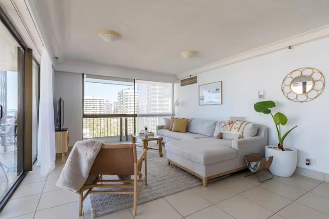 Longbeach Luxe, Surfers Paradise