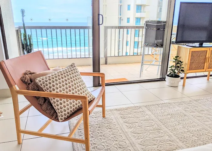 Longbeach Luxe, Surfers Paradise