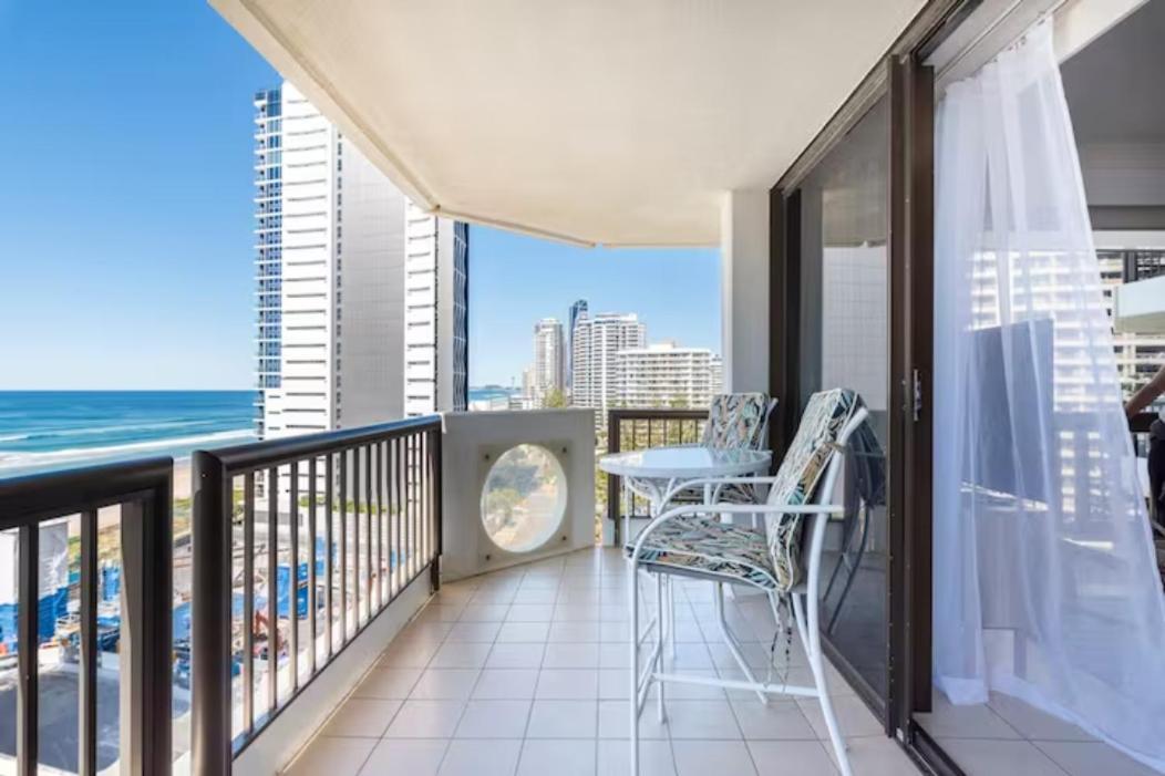 Longbeach Luxe, Surfers Paradise Apartment